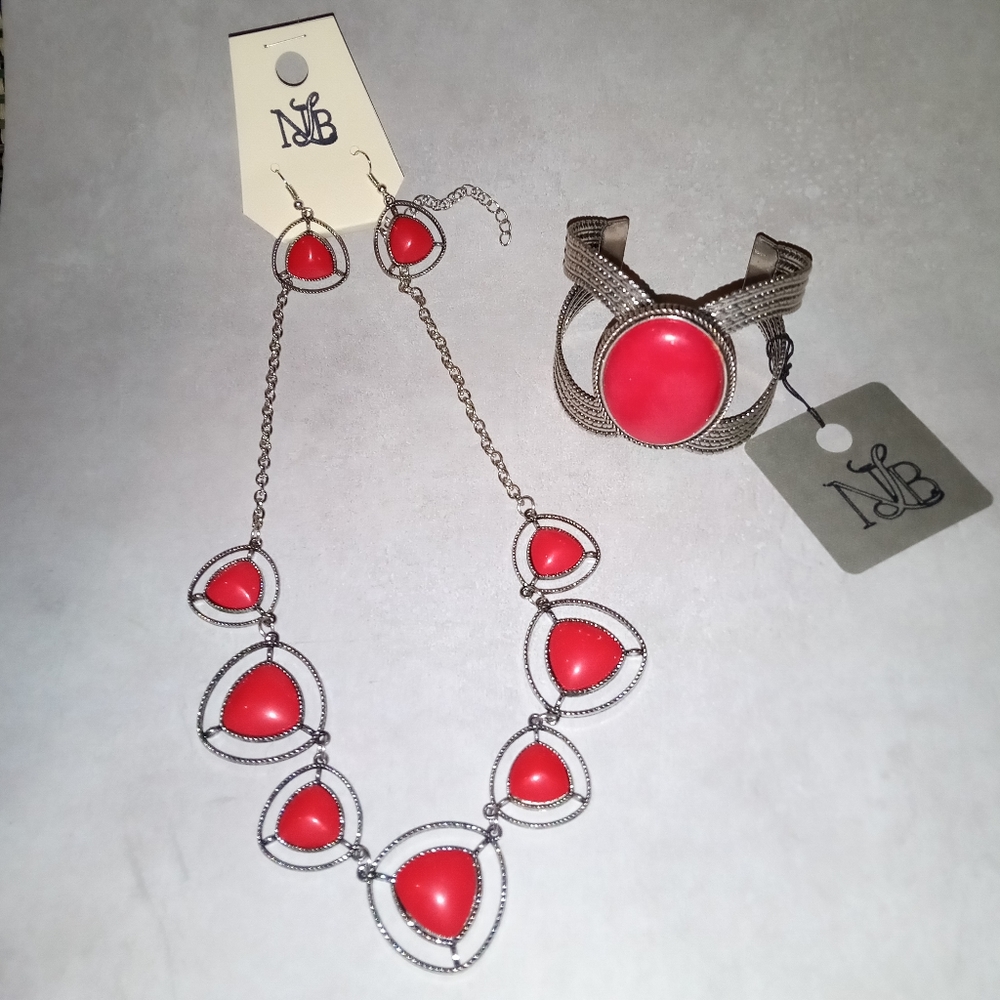 On Point Set (Red/Silver)